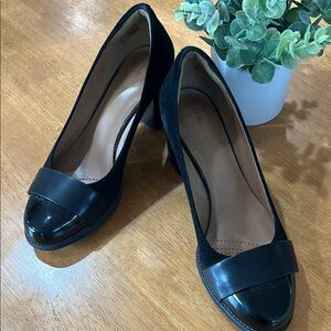 Clarks Black Heels Elegant Design